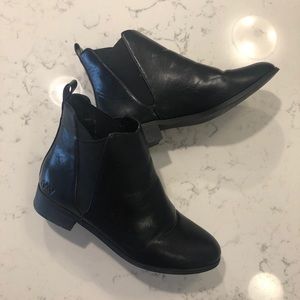 Matt & Nat Black Chelsea Boots